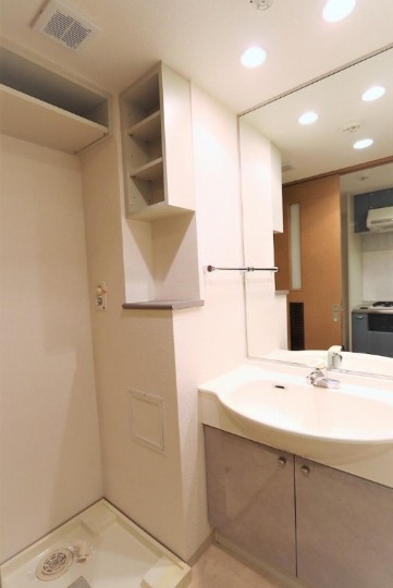 洗面設備　※こちらの写真は他部屋になり参考写真です