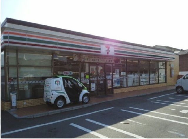 コンビニ　セブンイレブン（コンビニ）まで1200m