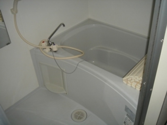 バス・シャワールーム　バストイレ別々です♪