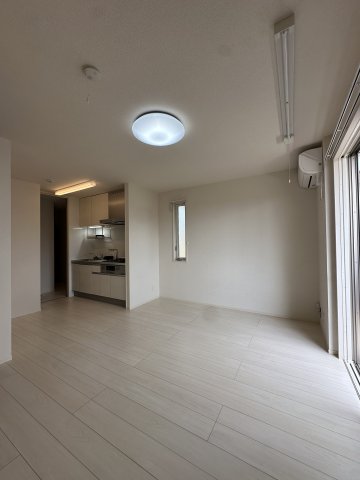 居室・リビング　05616-201