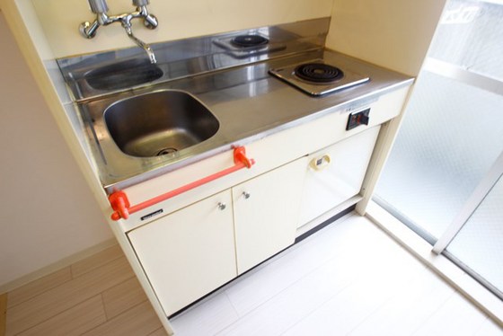 キッチン　※別号室のお写真となります。