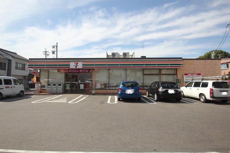 コンビニ　セブンイレブン名古屋牛田通店（コンビニ）まで218m