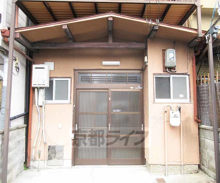 地下鉄東西線 石田駅 徒歩14分 2階建 築55年の外観写真
