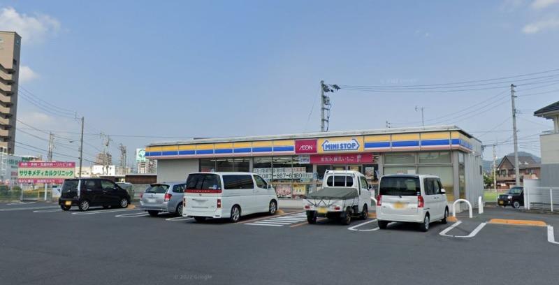 コンビニ　ミニストップ高松多肥下町店（コンビニ）まで550m