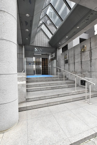 建物外観　エントランス