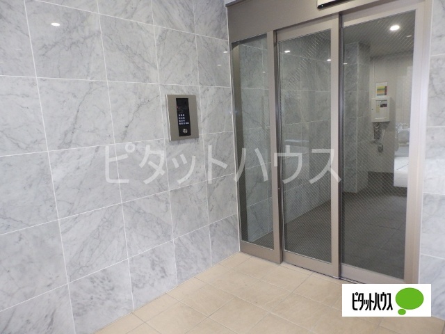 エントランス　エントランス