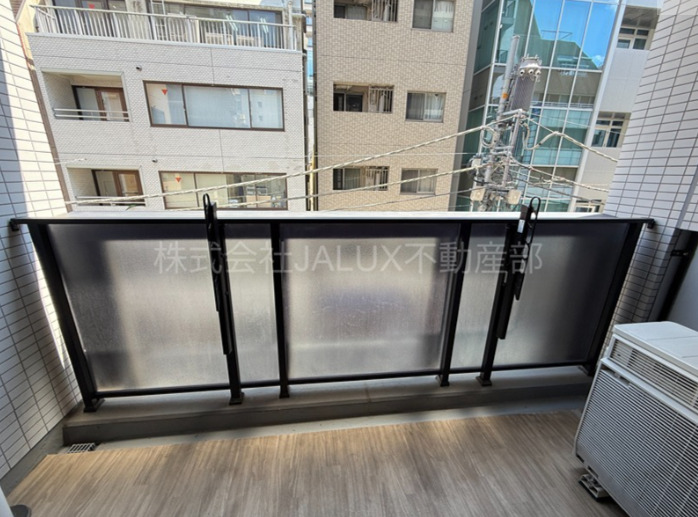 バルコニー　バルコニー