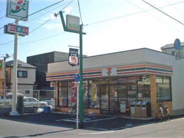 コンビニ　セブンイレブン 四ツ木店（コンビニ）まで832m