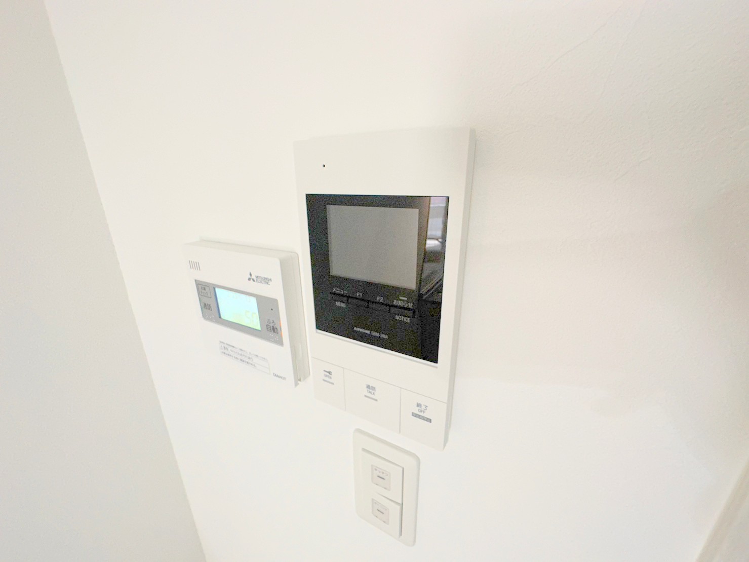 その他設備　TVモニターホンで来客が誰か確認してから開けて下さいね
