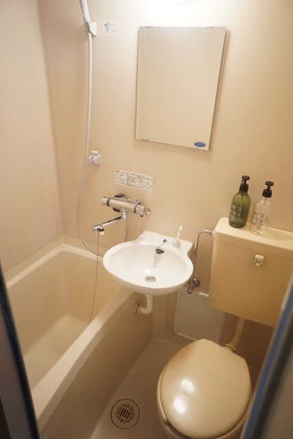 バス・シャワールーム