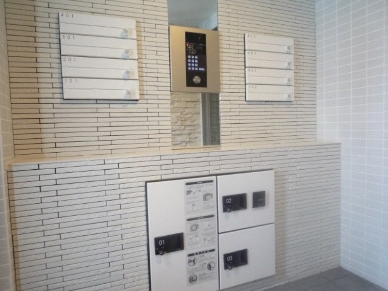 セキュリティ　共用玄関はオートロック♪