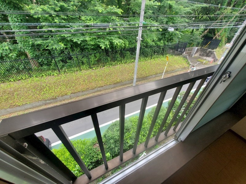 バルコニー　他のお部屋の写真を使用しております。