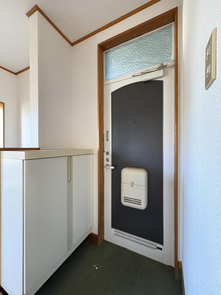 玄関　◆こちらの物件のお問合わせは、蕪木不動産へお問合せ下さい◆