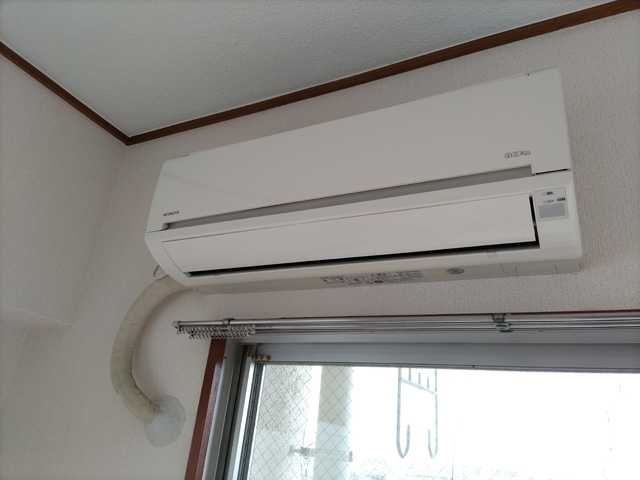 その他設備　６帖洋室のエアコン