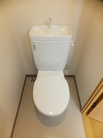 トイレ　店別内装写真4