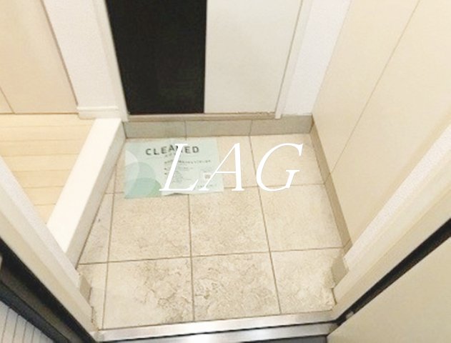 玄関　玄関です。