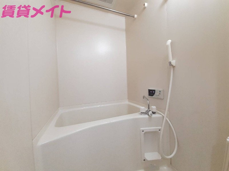 バス・シャワールーム　同型参考写真