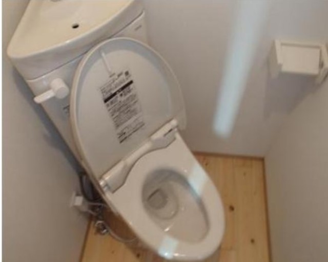 トイレ　別部屋同仕様