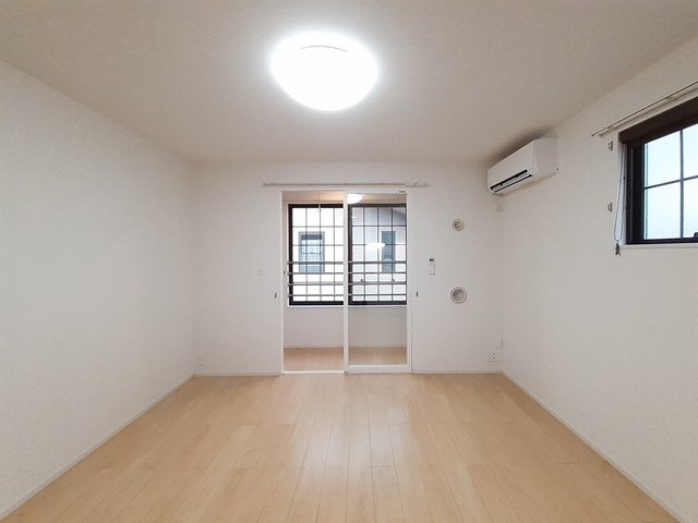 居室・リビング　おしゃれな居間です