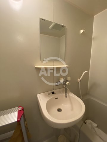 洗面設備　ノルデンハイムリバーサイド天神橋　洗面台