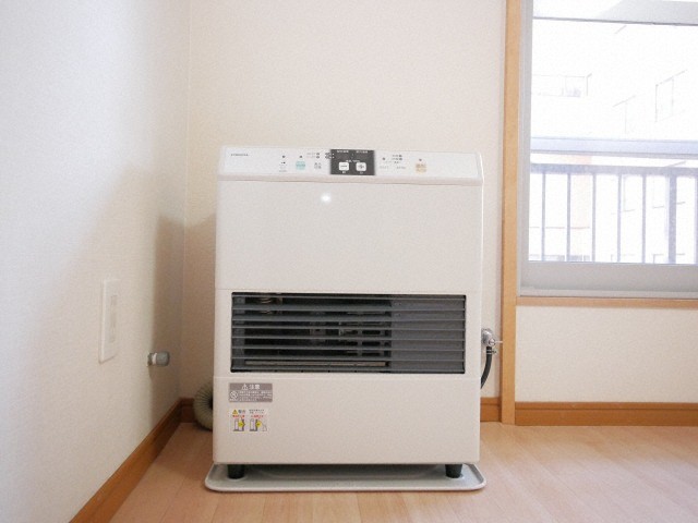 その他設備　灯油ストーブでパワフル☆