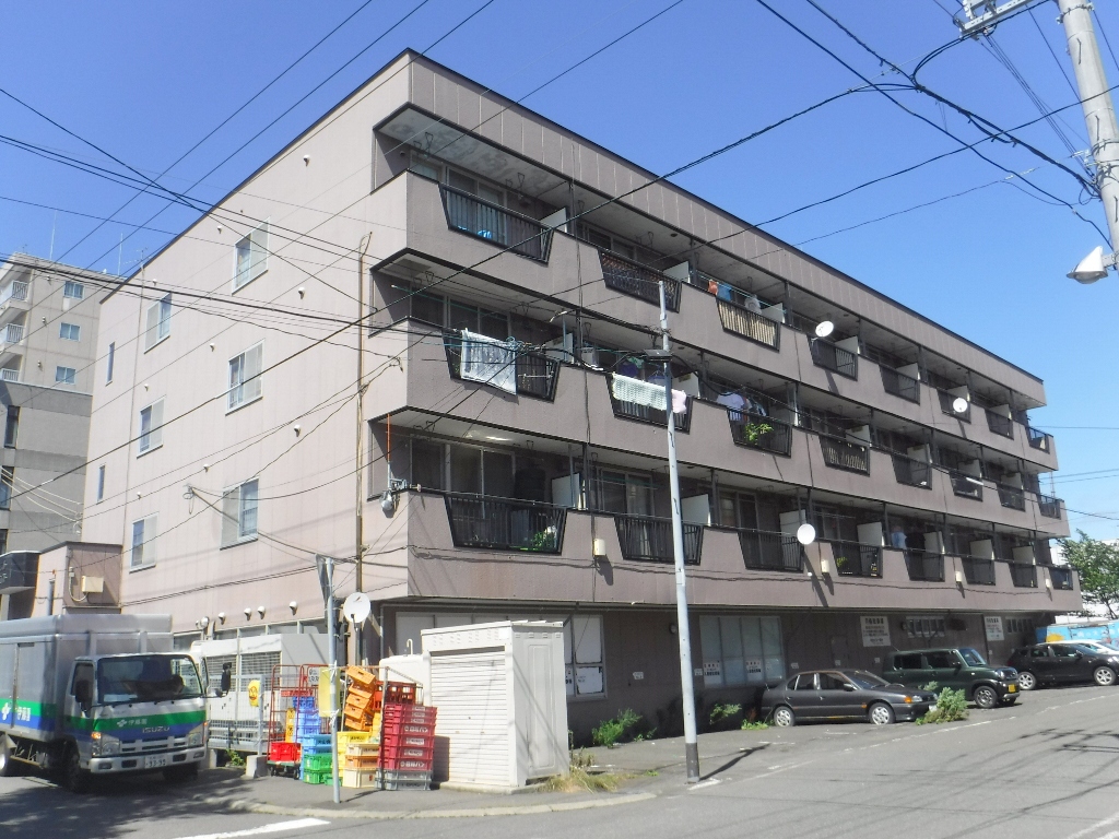 建物外観　☆地下鉄東西線南郷7丁目駅まで徒歩2分！