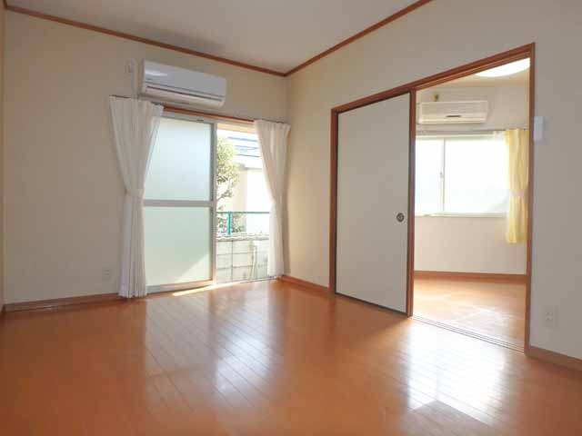 その他部屋・スペース　６帖の洋室！※カーテンはサービス品です