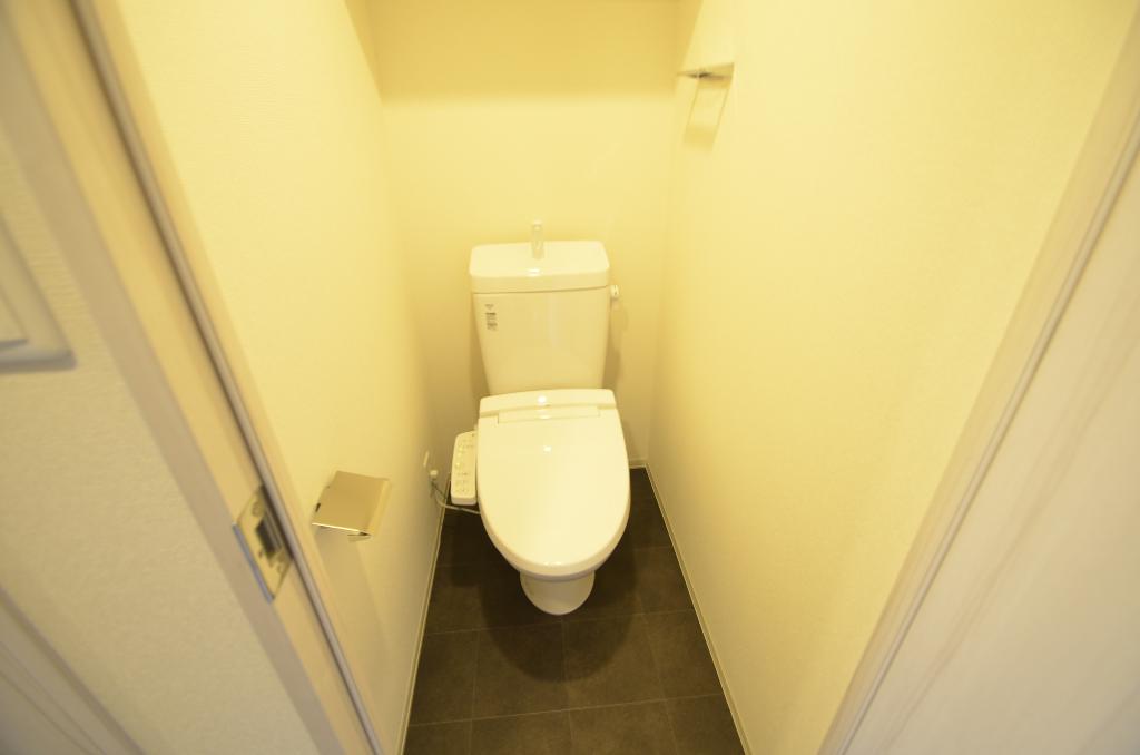 トイレ　シャワー付トイレ