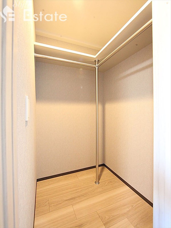 収納　ウォークインクローゼット