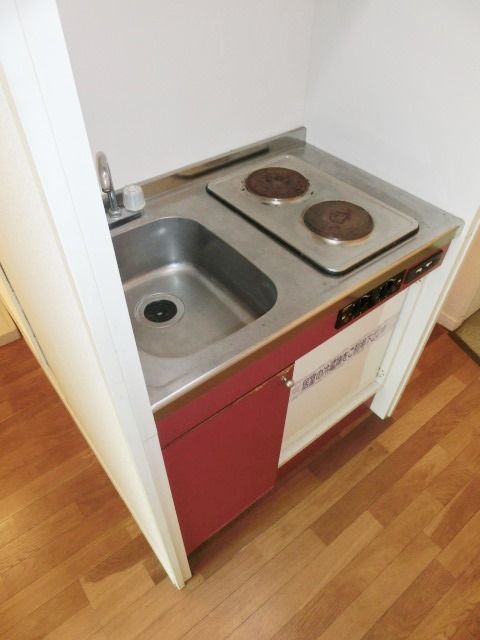 キッチン　便利なシステムキッチンです