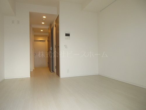 居室・リビング　※別号室参考写真