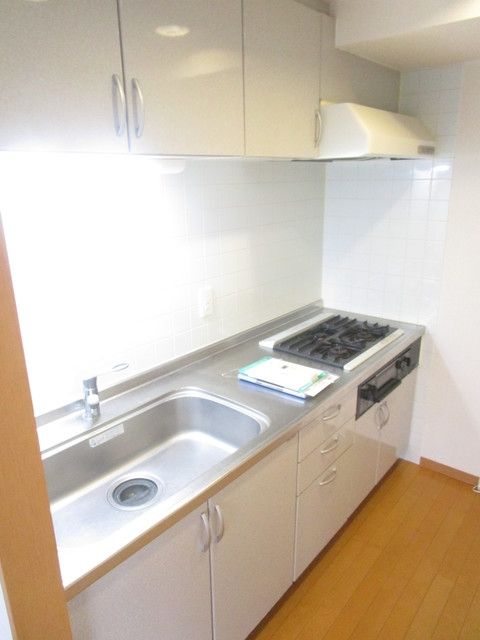 キッチン　★システムキッチン３口★