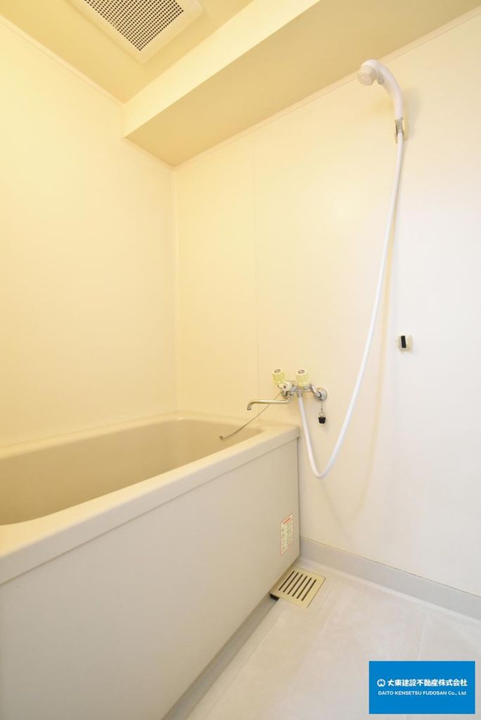 バス・シャワールーム　バス