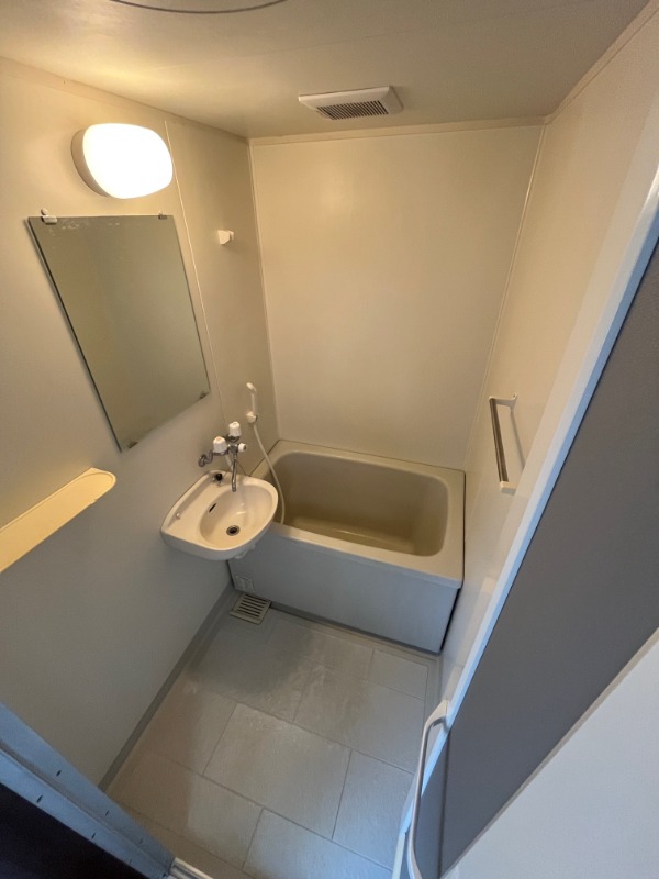 バス・シャワールーム　※他部屋写真参考