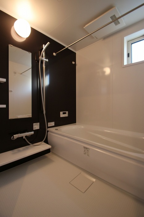 バス・シャワールーム　浴室