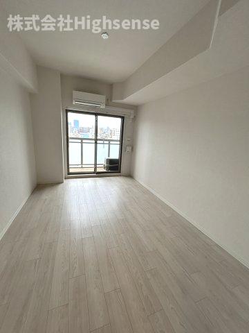 居室・リビング　こちらの居間で趣味の時間をお楽しみください