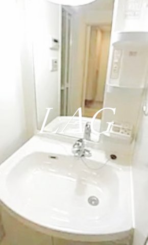 洗面設備　洗面台です。
