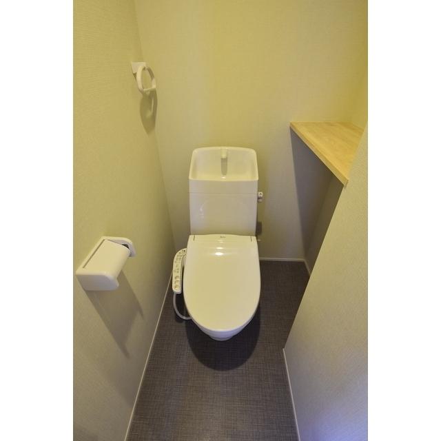 トイレ　トイレ