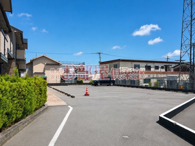 駐車場　駐車場完備です