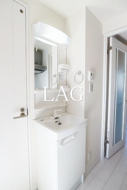 洗面設備　洗面台です。