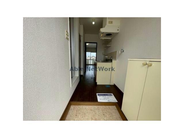 玄関　※参考写真