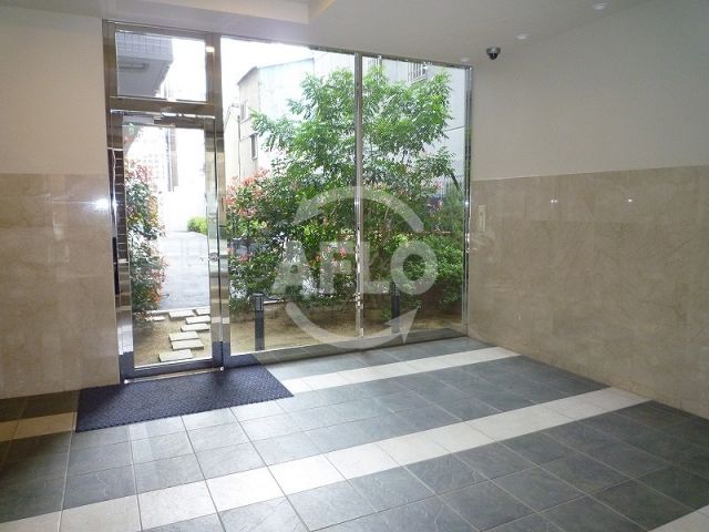 ロビー　ルクレ難波　ロビー