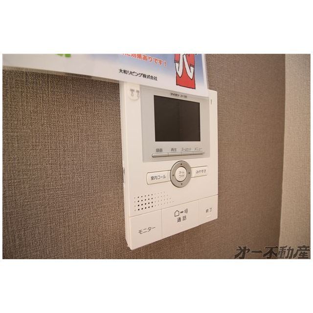 セキュリティ　モニター付きインターホン