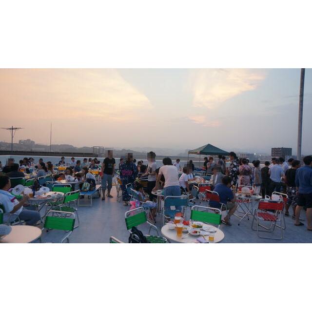 眺望　鮎祭りの花火大会は屋上開放でオーナー企画の無料ビアガーデン開