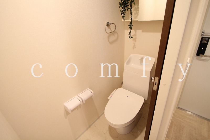 トイレ　ウォシュレット付きトイレ