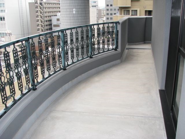 バルコニー　※別室参考写真