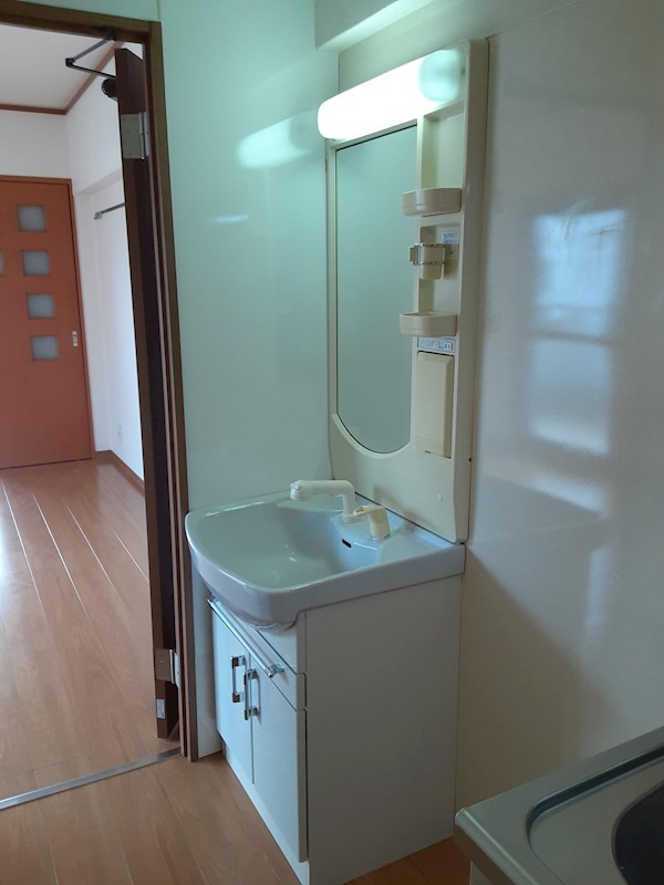 洗面設備　※別室参考写真