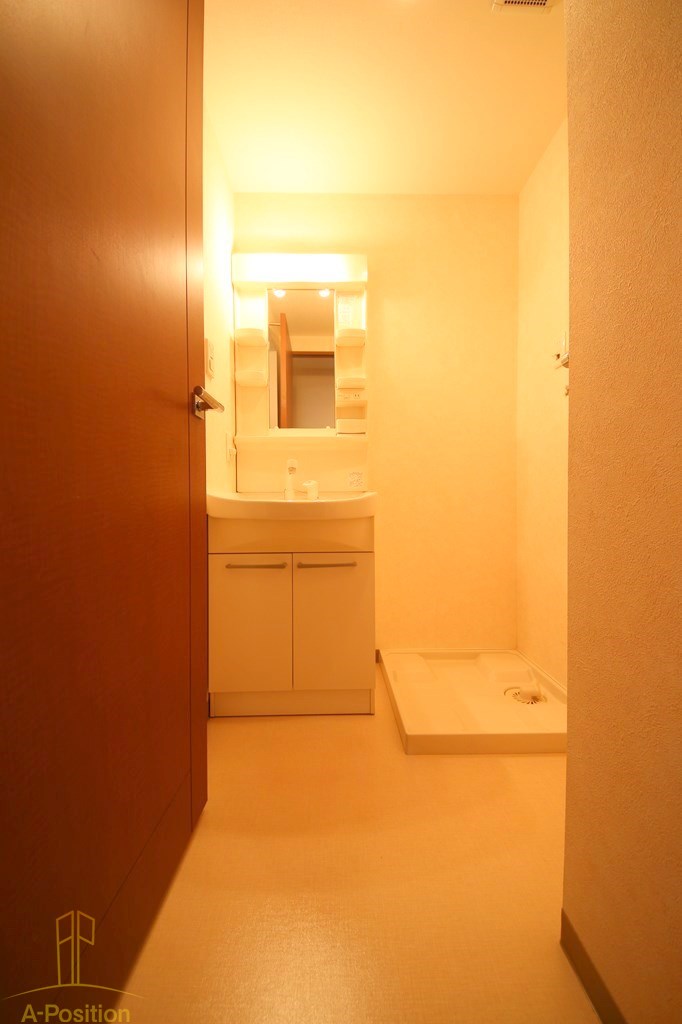 洗面設備　レジデンス釣鐘