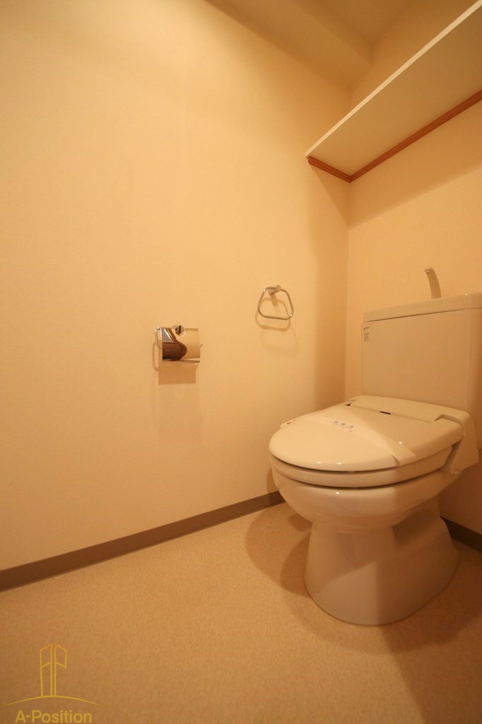 トイレ　レジデンス釣鐘