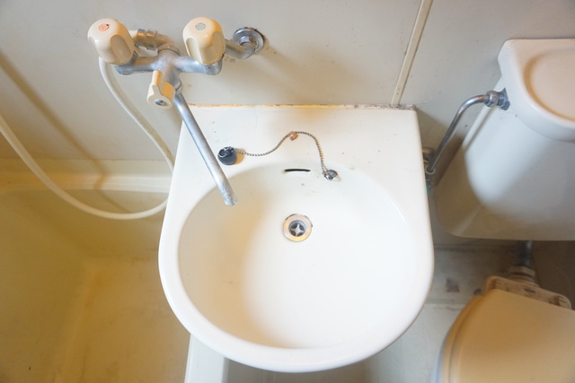 洗面設備　洗面ボウルもついているので、ここで洗顔できますね☆